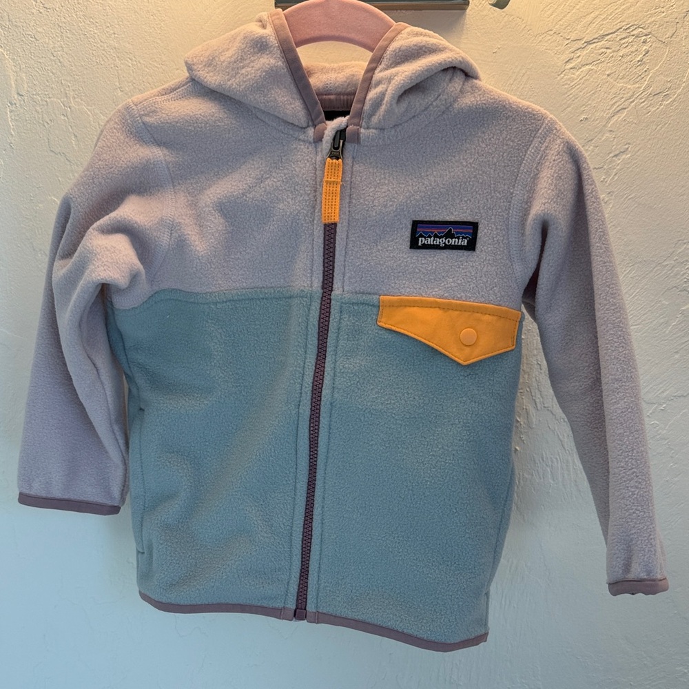 NWT Patagonia Kids Colorblock Fleece Hoodie size 12-18m